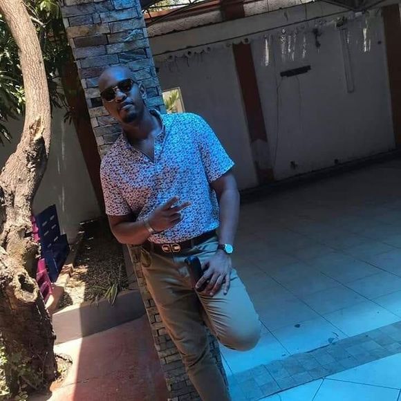 Meet your Posher, Jeffry - Picture 1 of 1